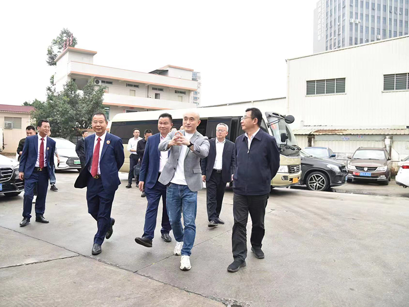国产AV麻豆美艳房东苏语棠厂家